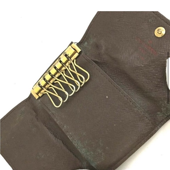 Authentic LV Key Card Carrier - Picture 4 of 4